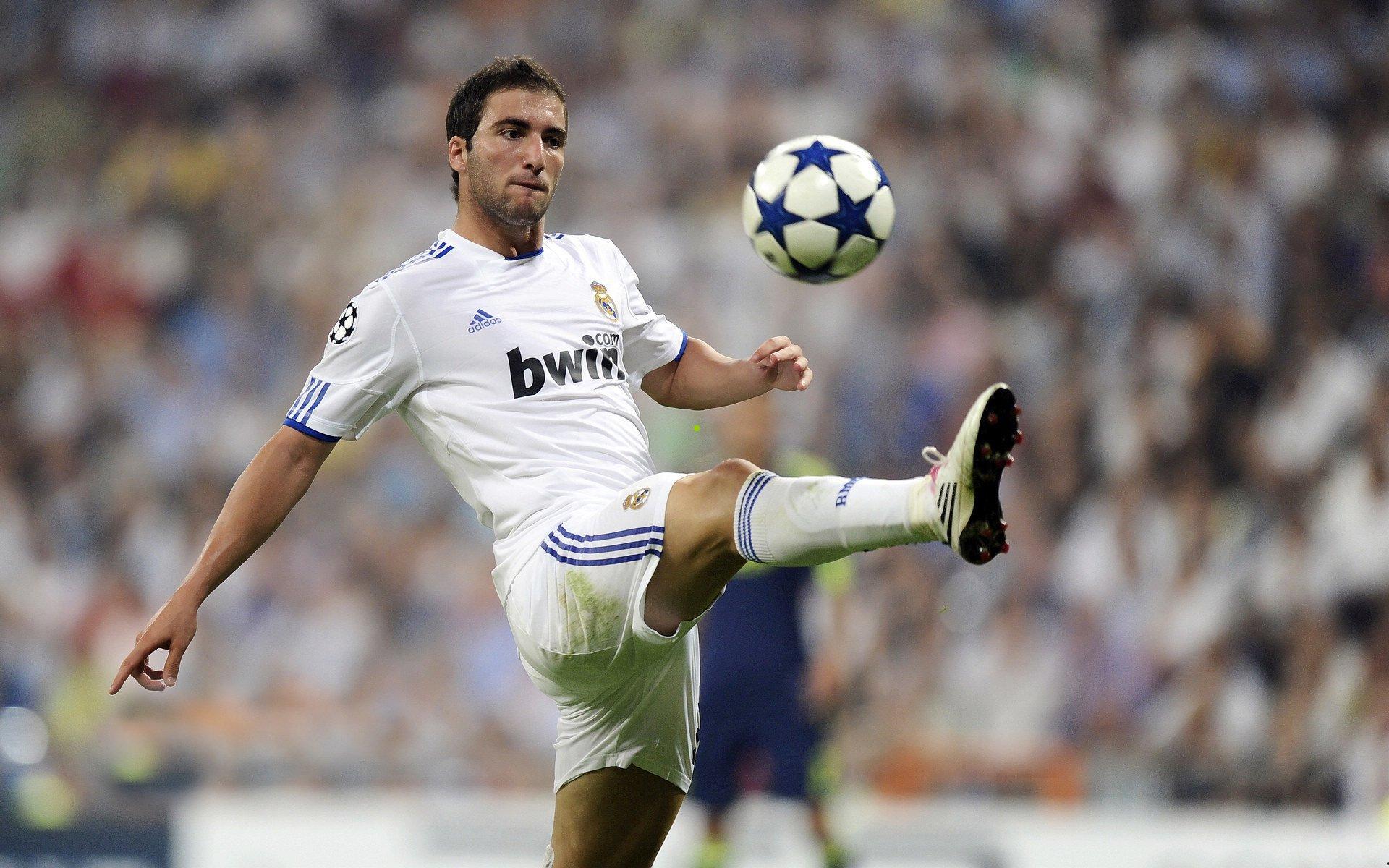 专访于洋，浴火重生的国足征程 三十二岁再战绿茵无退路